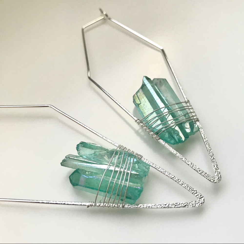 Geometric Bohemian Quartz Crystal Indie Earrings - Picture 3 of 10